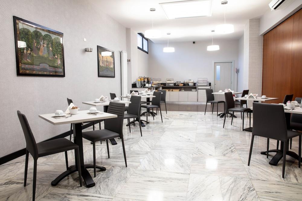 Hotel Esperia Rho Dış mekan fotoğraf